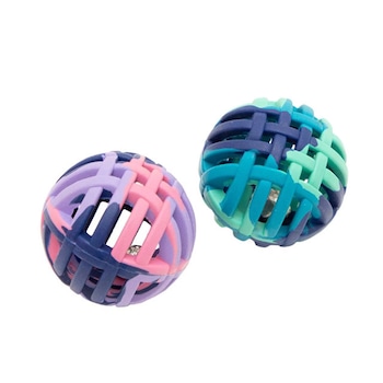 Things to Keep Your Cat Occupied While You Work From Home